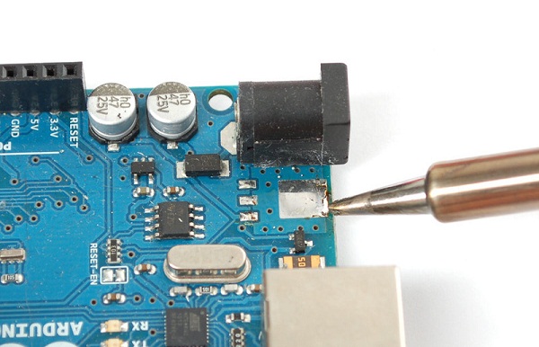 ������� Arduino �� ��������� ���������� 3.3 �