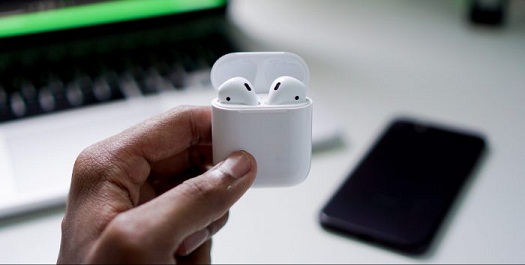 ������������ ��������� Apple AirPods